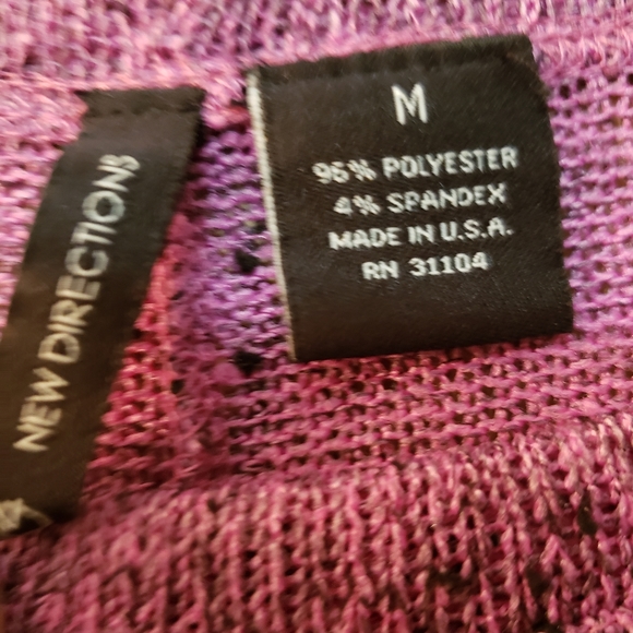 Very cute, purple/pink sweater with "wing" sleeves and open bottom. - Picture 3 of 6